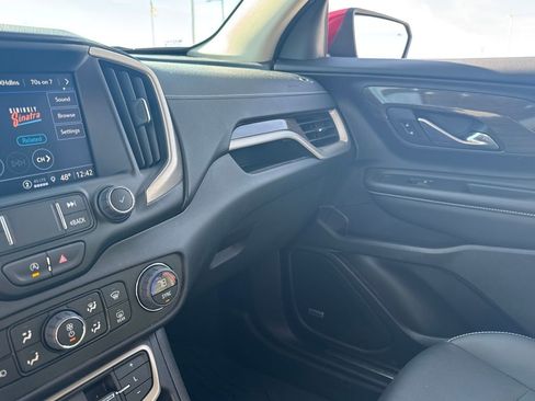 Used 2024 GMC Terrain Denali w/ Denali Premium Package image 24