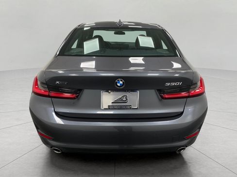 Used 2019 BMW 330i xDrive Sedan w/ Premium Package AWD/4WD image 4
