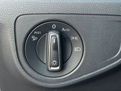 Used 2023 Volkswagen Atlas SE FWD image 20