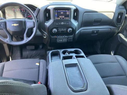Used 2026 Chevrolet Silverado 1500 Custom w/ Turbomax Blackout Package AWD/4WD image 15