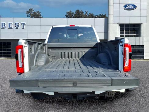 Used 2026 Ford F350 Platinum w/ FX4 Off-Road Package AWD/4WD image 6