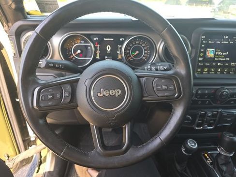 Used 2022 Jeep Wrangler Unlimited Sport AWD/4WD image 14