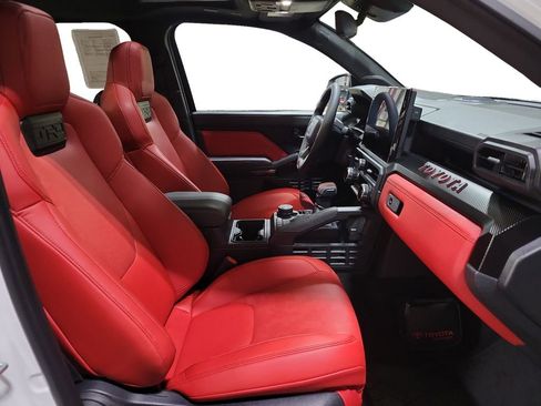 Used 2025 Toyota Tacoma TRD Pro image 29