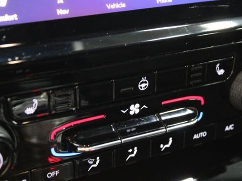 Used 2021 Jeep Grand Cherokee L Limited image 16