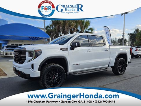 Used 2022 GMC Sierra 1500 AT4X image 1