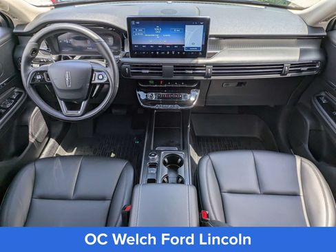 Certified 2026 Lincoln Corsair Premiere FWD image 10