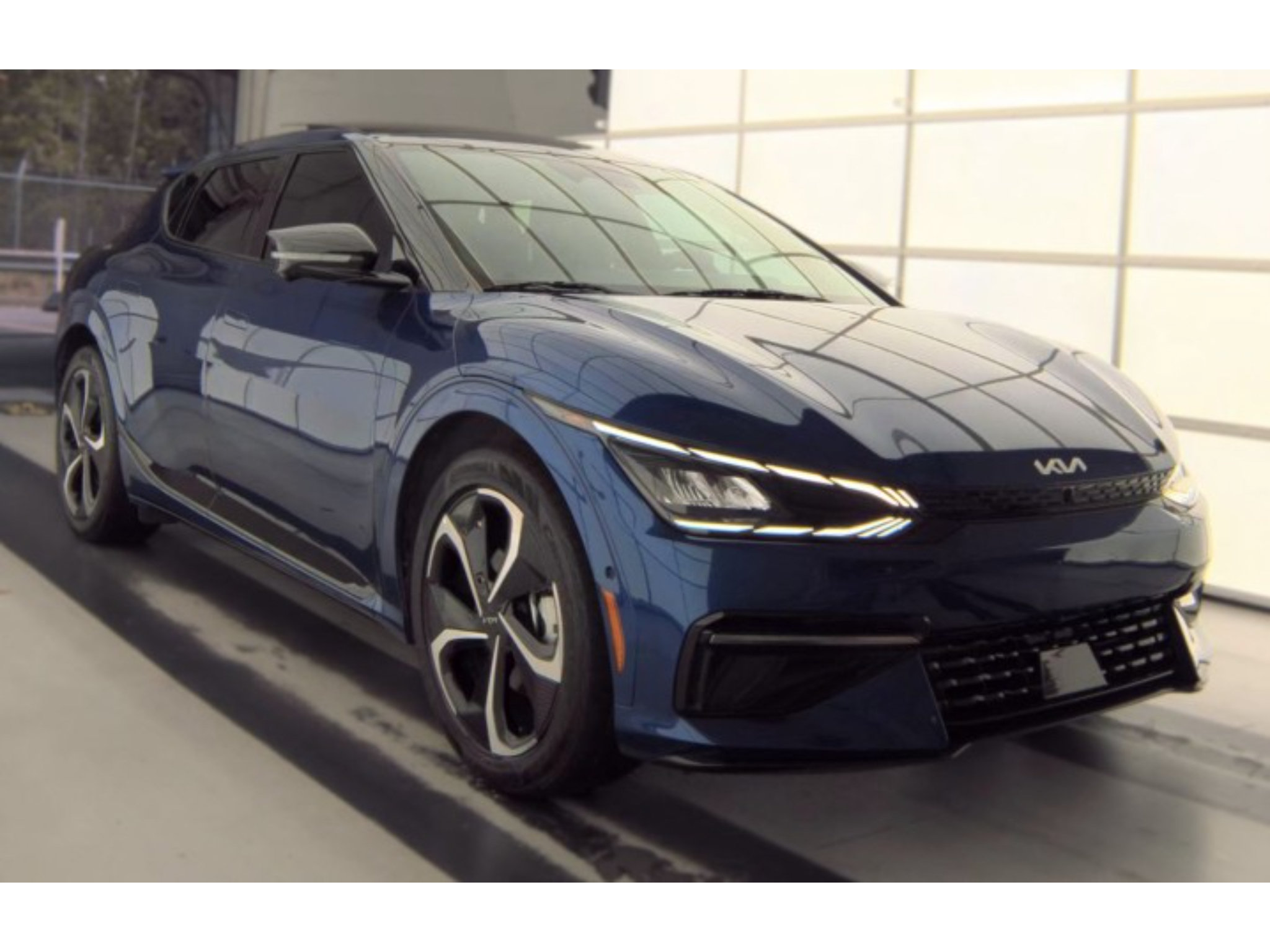 Used 2023 Kia EV6 GT-Line AWD/4WD image 2