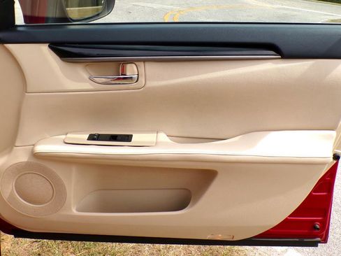 Used 2014 Lexus ES 350 FWD image 24