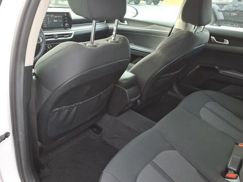 Used 2022 Kia K5 LXS AWD/4WD image 8