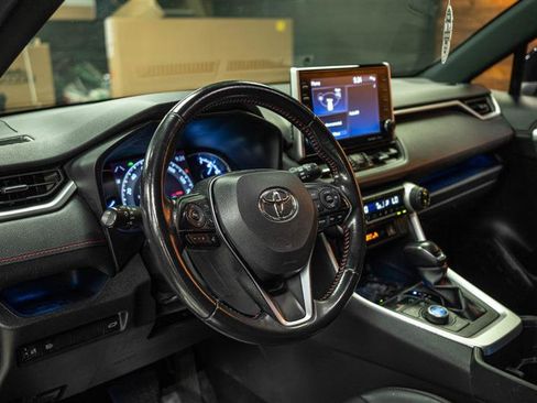 Used 2022 Toyota RAV4 XSE image 10