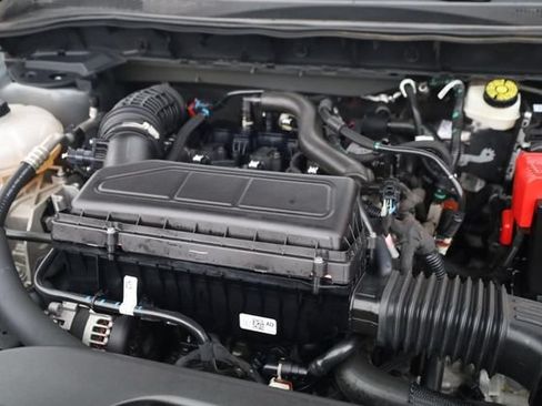 Used 2025 Ford Escape Active AWD/4WD image 25