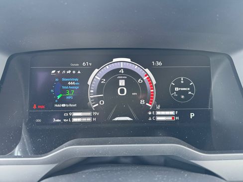 New 2026 Toyota Tundra Platinum AWD/4WD image 32