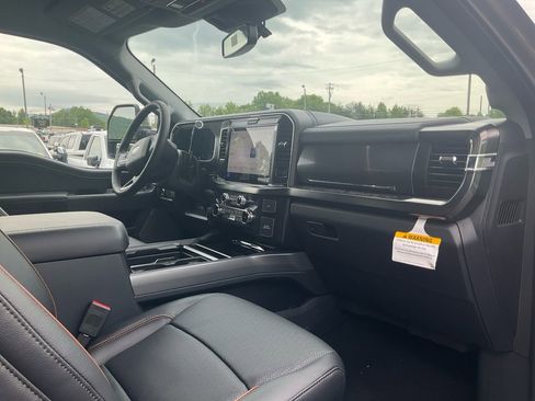 New 2026 Ford F250 Lariat w/ Chrome Package AWD/4WD image 11