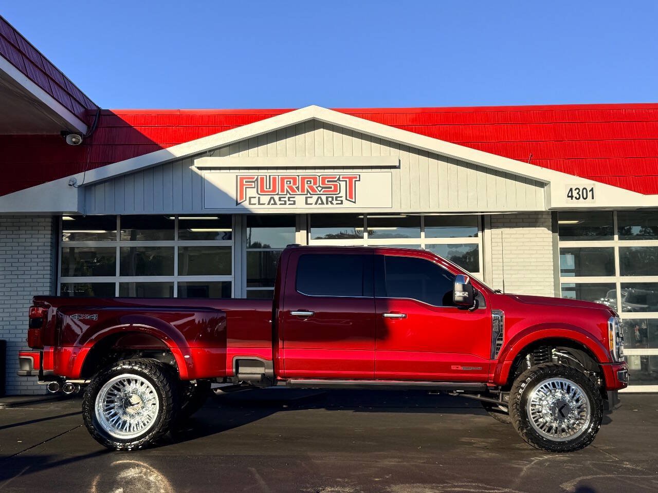 Used 2026 Ford F450 Platinum w/ Platinum Plus Package AWD/4WD image 2