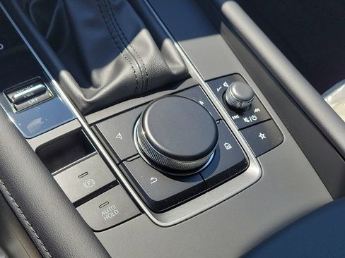 New 2026 MAZDA MAZDA3 2.5 S Sedan w/ Preferred Pkg FWD image 32