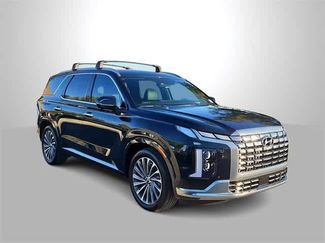 Used 2024 Hyundai Palisade Calligraphy video 2