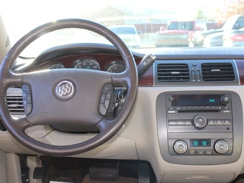 Used 2007 Buick Lucerne CXL image 21