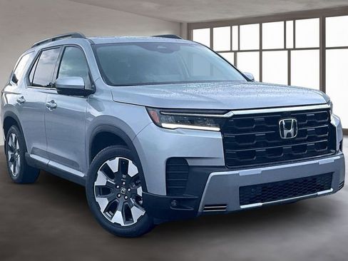 New 2026 Honda Pilot Elite image 2