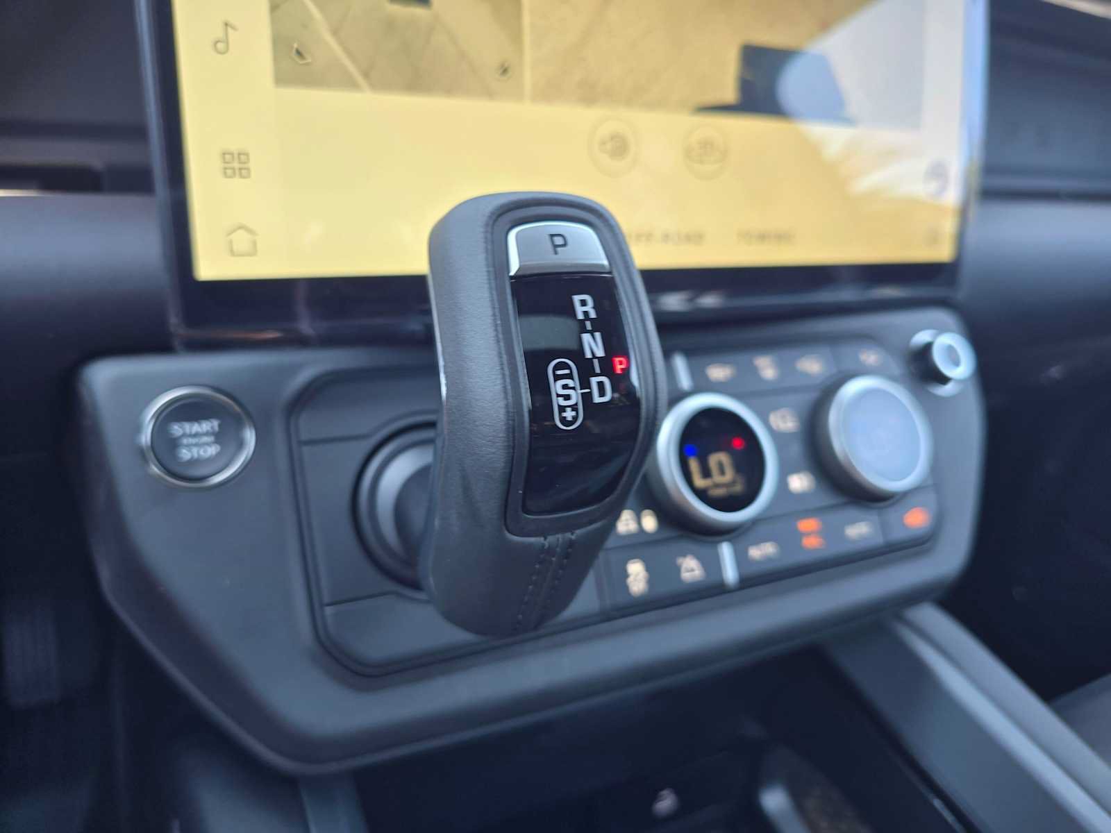 New 2026 Land Rover Defender 110 S AWD/4WD image 30