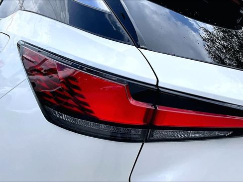 Used 2024 Lexus RX 350 Premium Plus w/ Convenience Package FWD image 29