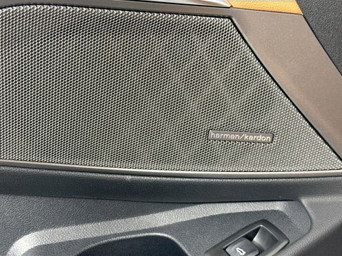 New 2026 BMW 330i xDrive Sedan w/ M Sport Package image 18