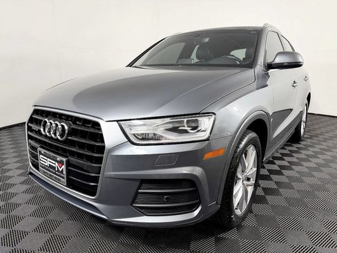 Used 2017 Audi Q3 2.0T Premium Plus w/ Premium Plus Package AWD/4WD image 3