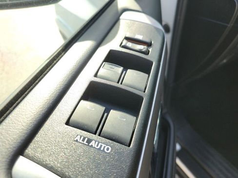 Used 2021 Toyota 4Runner SR5 Premium image 16