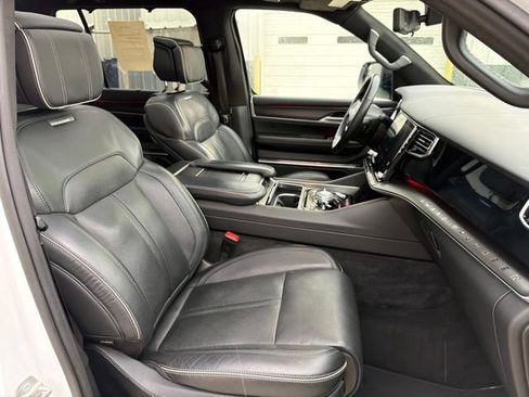Used 2024 Jeep Grand Wagoneer L Series II w/ Quick Order Packagew 28T AWD/4WD image 43