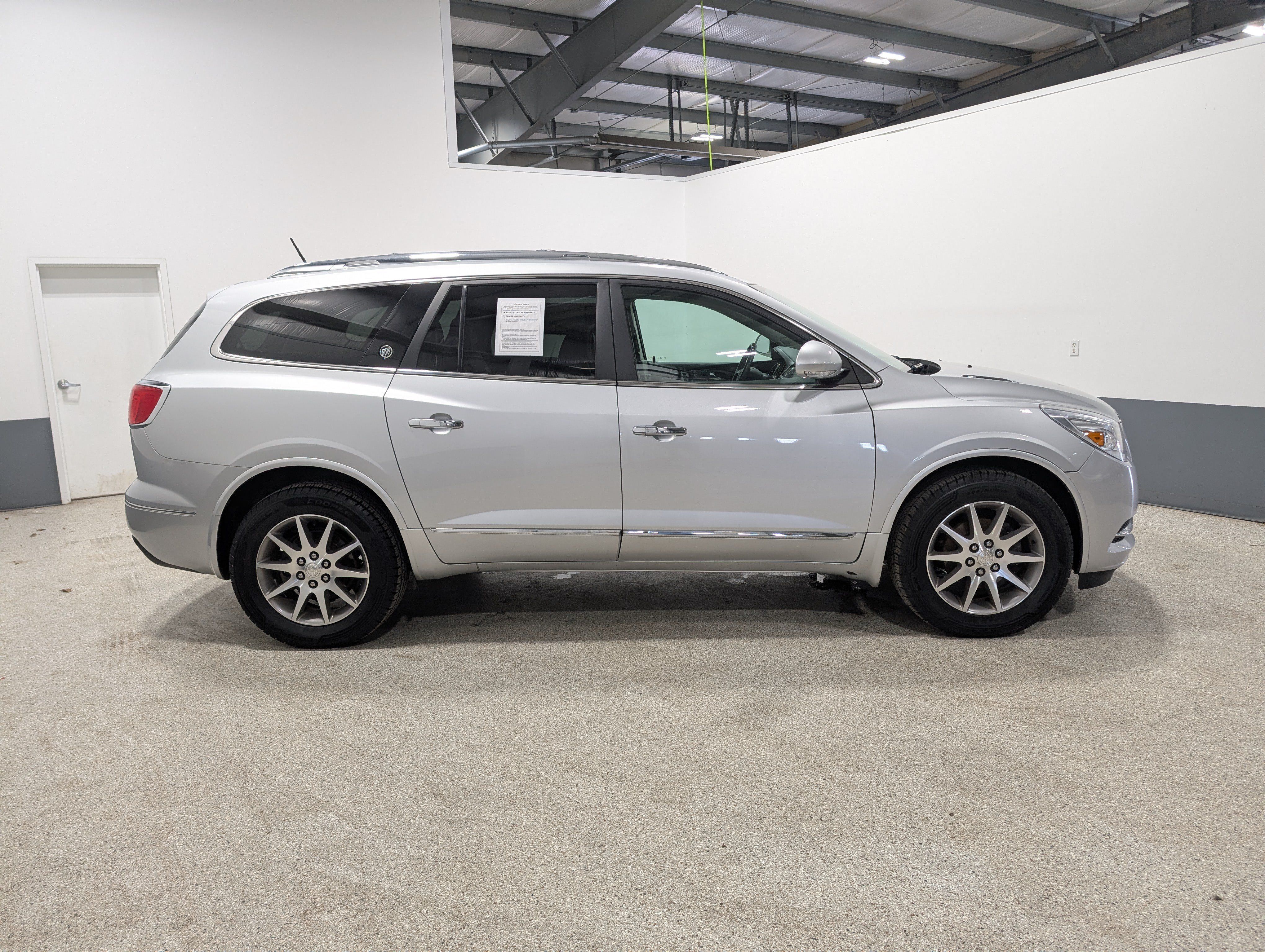 Used 2017 Buick Enclave Leather w/ Trailering Package AWD/4WD image 2