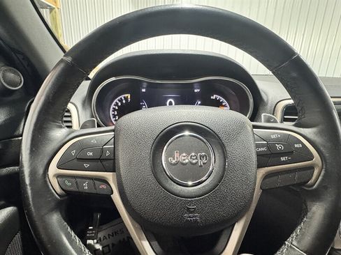 Used 2015 Jeep Grand Cherokee Laredo w/ Quick Order Package 23E AWD/4WD image 11