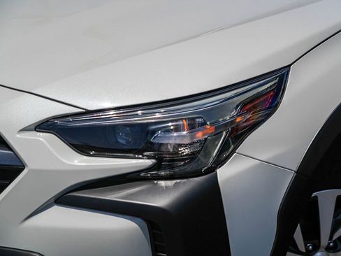 Certified 2025 Subaru Outback Premium AWD/4WD image 2