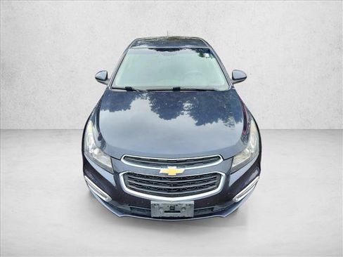 Used 2016 Chevrolet Cruze LT FWD image 3