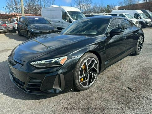 Used 2023 Audi RS e-tron GT quattro image 5