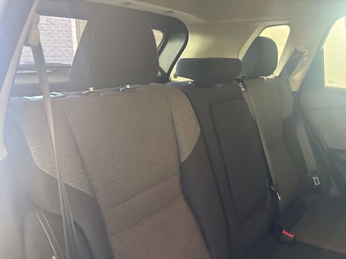 Used 2023 Nissan Rogue SV image 28