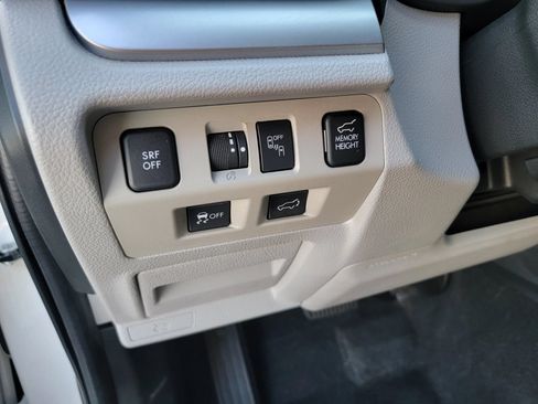 Used 2018 Subaru Forester 2.5i Premium AWD/4WD image 19