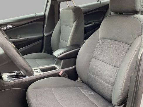 Used 2016 Chevrolet Cruze LS image 25