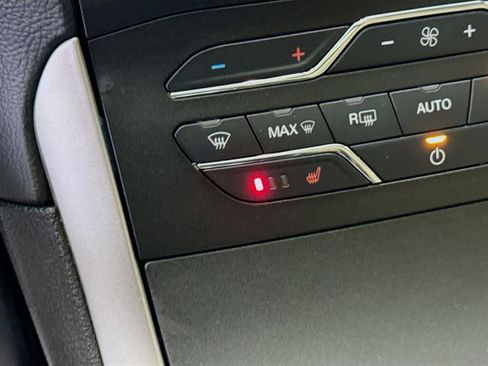 Used 2020 Ford Edge SEL w/ Cold Weather Package image 20