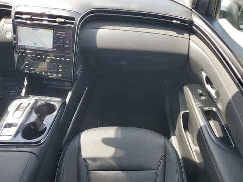 Used 2023 Hyundai Tucson Limited image 13