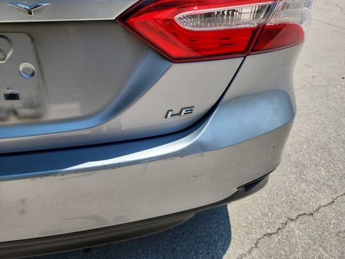 Used 2019 Toyota Camry LE FWD image 7