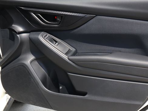 Used 2023 Subaru Crosstrek 2.0i Premium image 16