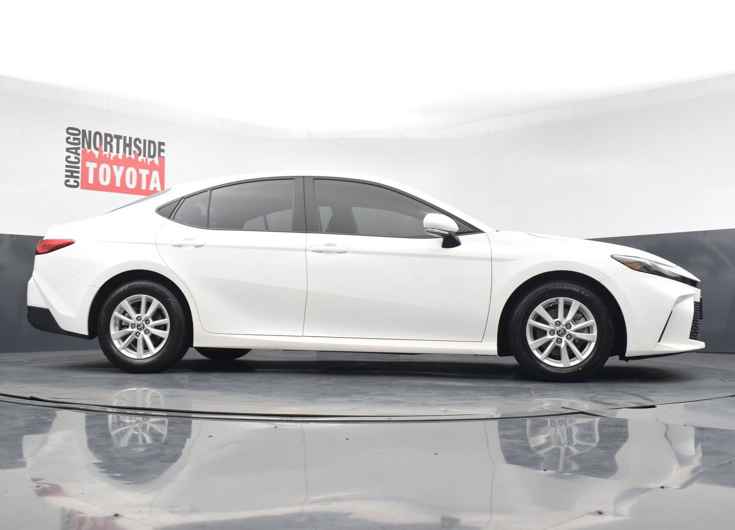Used 2025 Toyota Camry LE w/ Convenience Package FWD image 29