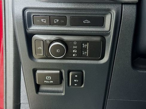 Used 2022 Ford F150 Lariat w/ Equipment Group 502A High AWD/4WD image 10