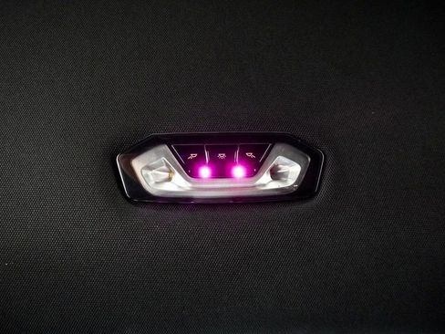 Used 2024 BMW 330i xDrive Sedan image 23