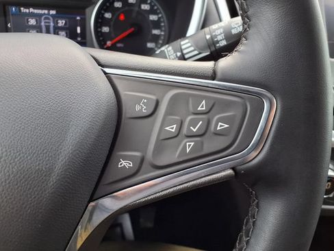 Used 2024 Chevrolet Equinox LT FWD image 67