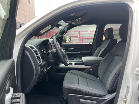New 2026 RAM 1500 Express AWD/4WD image 11