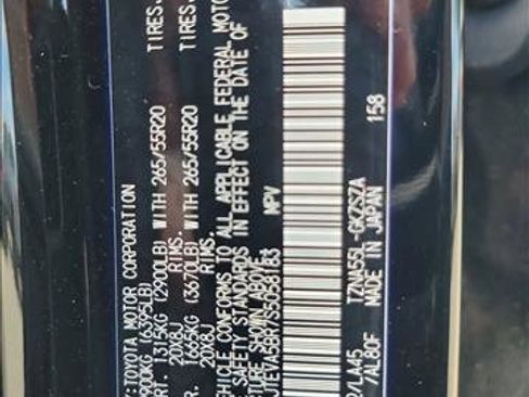 Used 2025 Toyota 4Runner Limited image 25