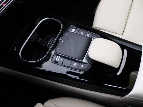 Used 2022 Mercedes-Benz CLA 250 4MATIC image 21