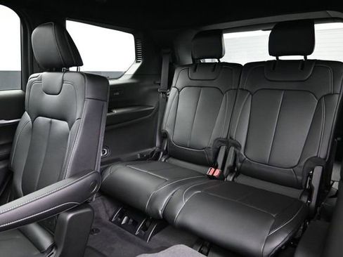 New 2026 Jeep Grand Cherokee L Limited AWD/4WD image 25