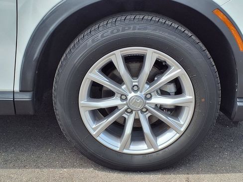 Used 2024 Honda CR-V EX image 9
