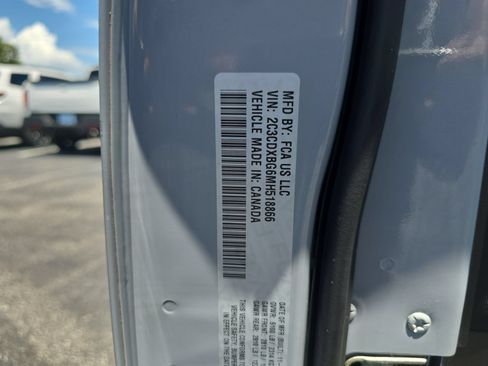 Used 2021 Dodge Charger SXT RWD image 29